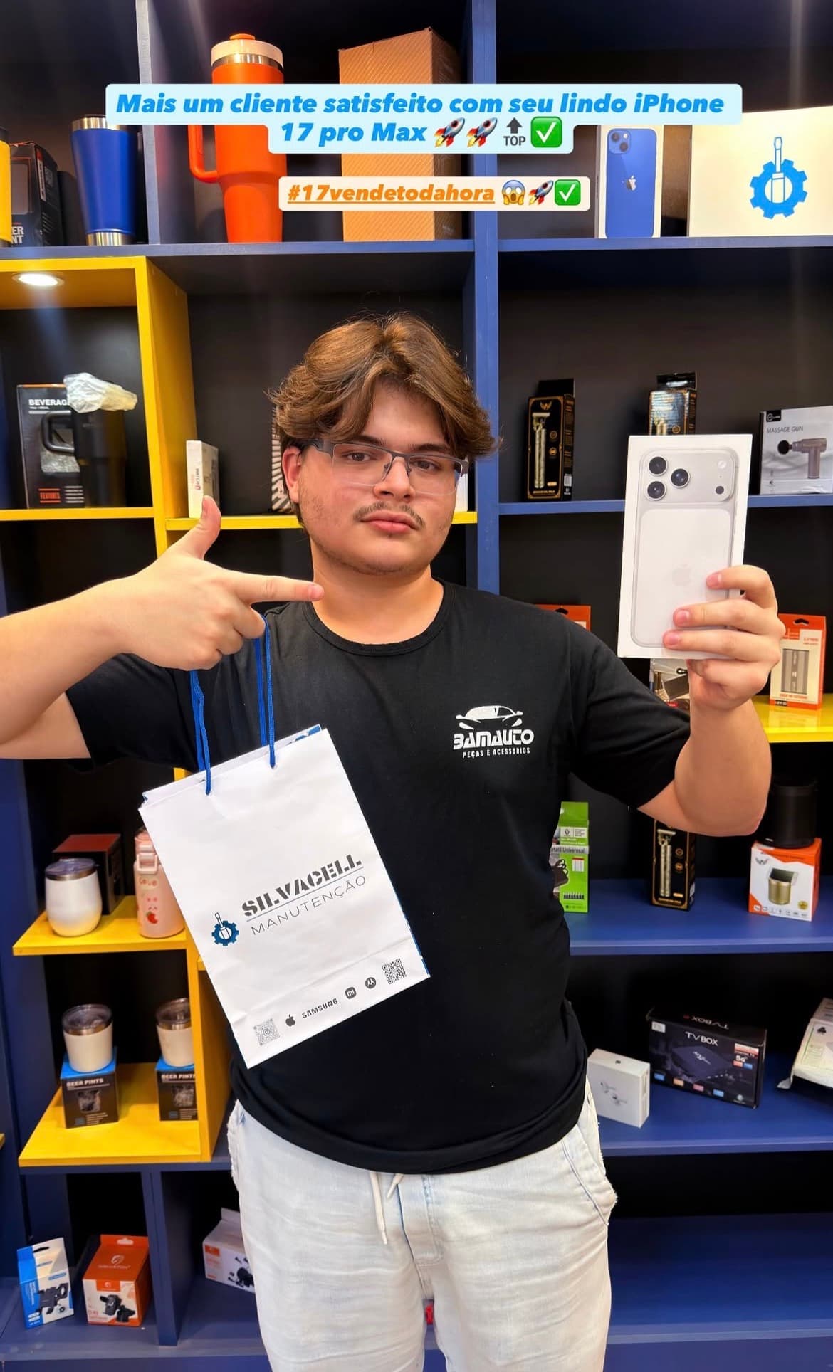 Cliente satisfeito com seu iPhone 17 Pro Max